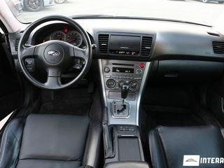 Subaru Outback foto 7