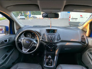 Ford EcoSport foto 8