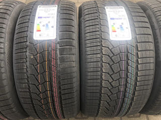 315/30 R22 + 275/35 R22 Continental foto 2