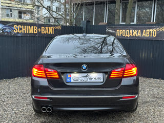 BMW 5 Series foto 5