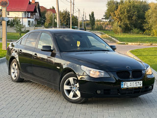 BMW 5 Series foto 2