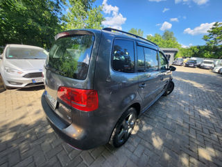 Volkswagen Touran foto 20