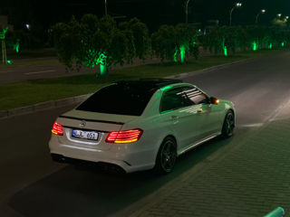 Mercedes E-Class foto 6