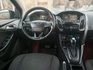 Ford Focus foto 9