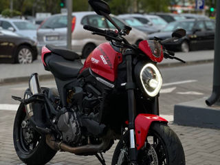 Ducati Monster 937 Plus