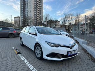 Toyota Auris foto 1