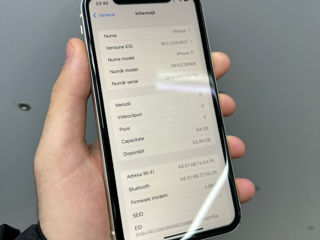 iPhone 11 / 64 GB foto 3