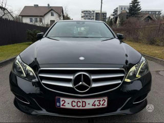 Mercedes E-Class foto 2