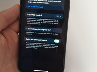 Vând IPhone 11 foto 3