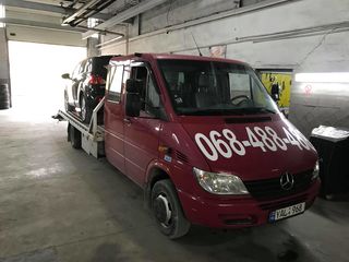 Эвакуатор/Evacuator .Tractari auto.Asistenta rutiera foto 3