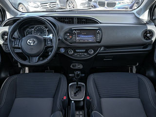 Toyota Yaris foto 6