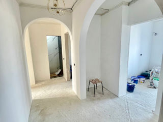 Ap. 3 cam., 76 м², 9/9 et.