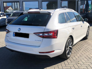 Skoda Superb foto 4