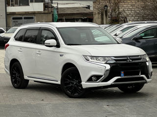 Mitsubishi Outlander foto 4