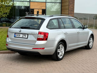 Skoda Octavia foto 3