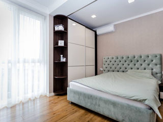 Apartament cu 3 camere, 130 m², Periferie, Ialoveni foto 3