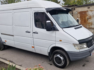 Mercedes Sprinter