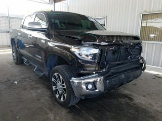 Toyota Tundra foto 1