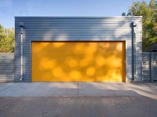 Uși secționale de garaj. Rolete . Automatizări pentru porți foto 3