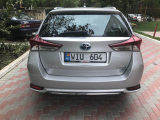 Toyota Auris foto 4