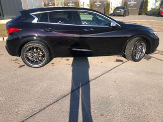 Infiniti Q30 foto 8