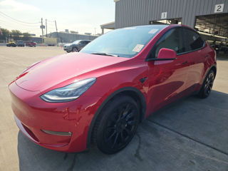 Tesla Model Y foto 1