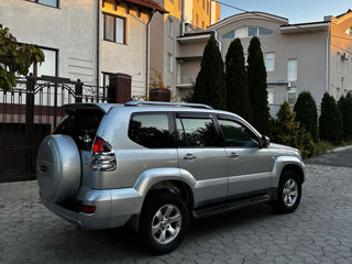 Toyota Land Cruiser Prado foto 4