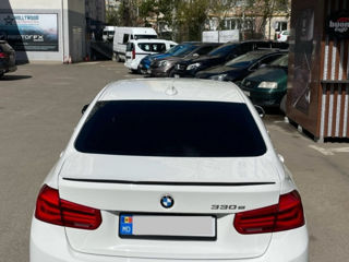 BMW 3 Series foto 5