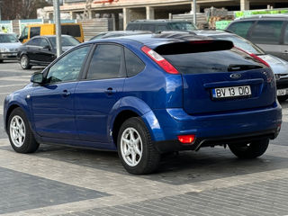 Ford Focus foto 2