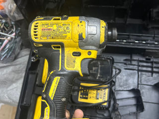 Dewalt dcf887       Milwaukee foto 2