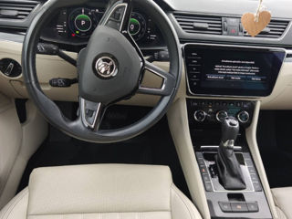 Skoda Superb foto 2