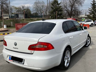 Skoda Superb foto 4