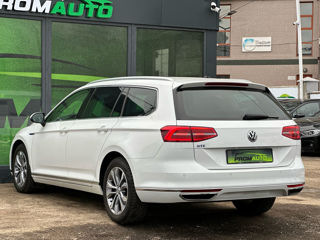 Volkswagen Passat foto 4