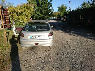 Peugeot 206 foto 5