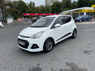 Hyundai i10 foto 1