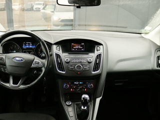 Ford Focus foto 8