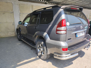 Toyota Land Cruiser Prado foto 8