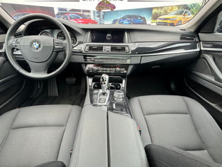 BMW 5 Series foto 9