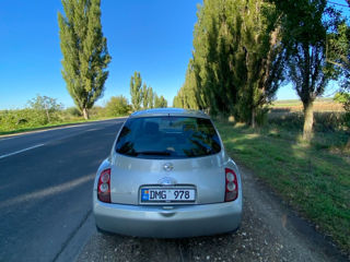 Nissan Micra foto 2