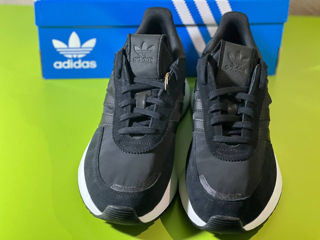 Adidas foto 1