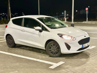 Ford Fiesta foto 4