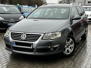 Volkswagen Passat foto 1