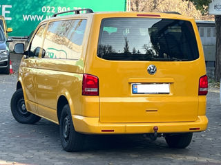 Volkswagen Caravelle foto 5