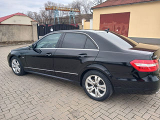 Mercedes E-Class foto 3