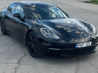 Porsche Panamera foto 2