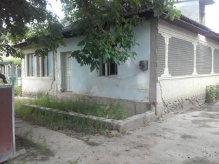 Se vinde casa de locuit in Negureni!! foto 1