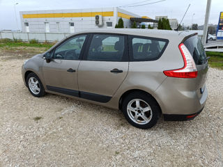 Renault Grand Scenic foto 4