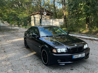 BMW 3 Series Coupe foto 2