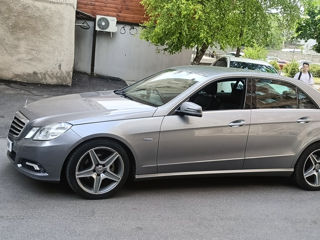 Mercedes E-Class foto 8