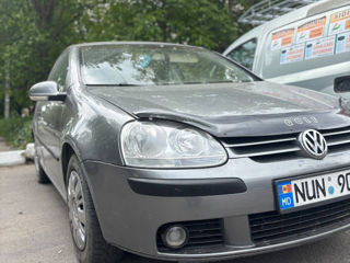 Volkswagen Golf foto 1